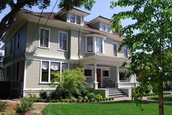 334 Lincoln Avenue
